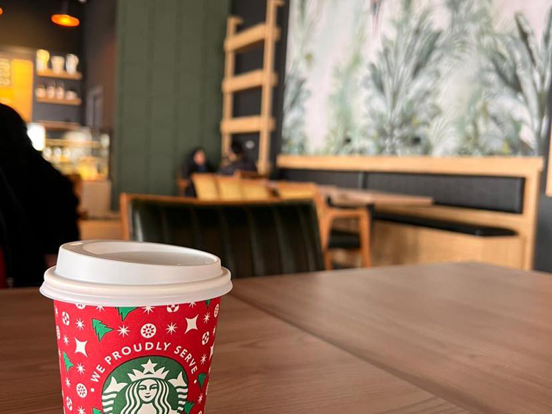Starbucks Köşesi